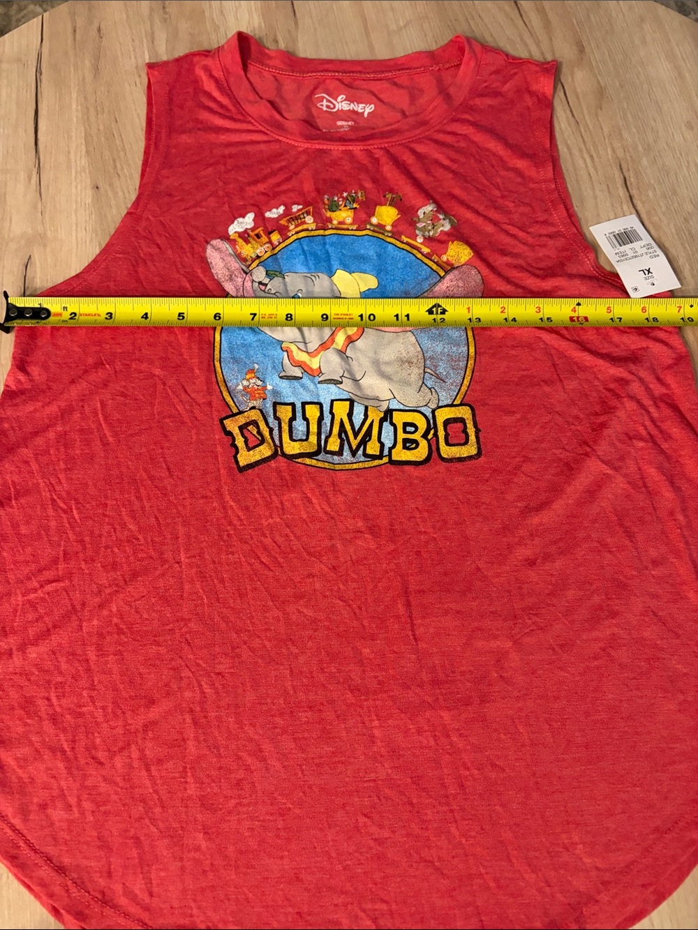 DISNEY DUMBO WOMENS XL RED SLEEVELESS GRAPHIC TANK TOP SIZE XL NWT - Picture 6 of 7